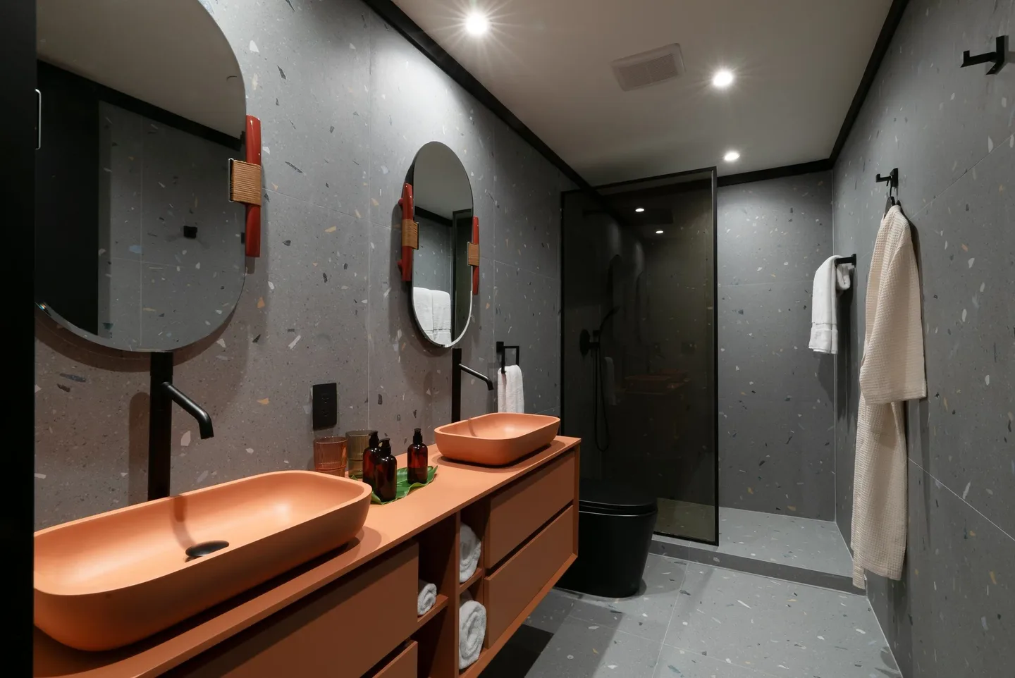Bathroom — Grand Luxe Suite — Maison Felix, Miami Beach